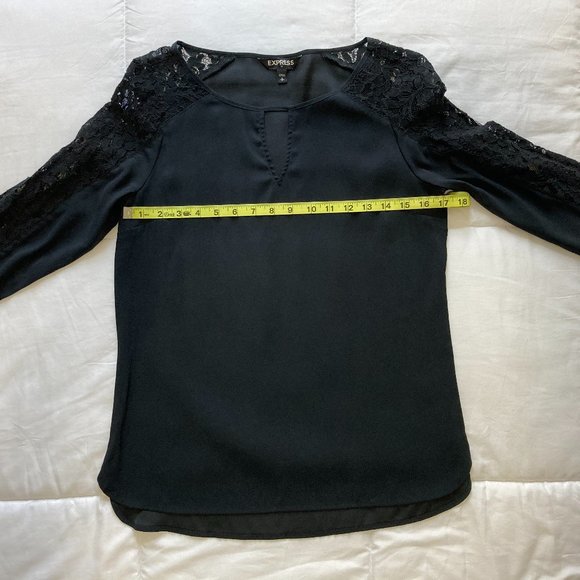 Express Tops - Express Lace 3/4 Sleeve Blouse